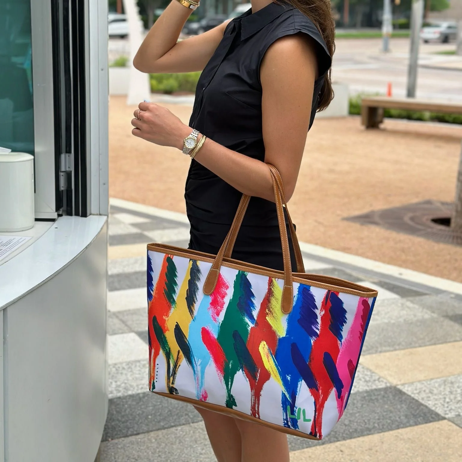St. Anne Zippered Tote × Drawbertson - Image 3